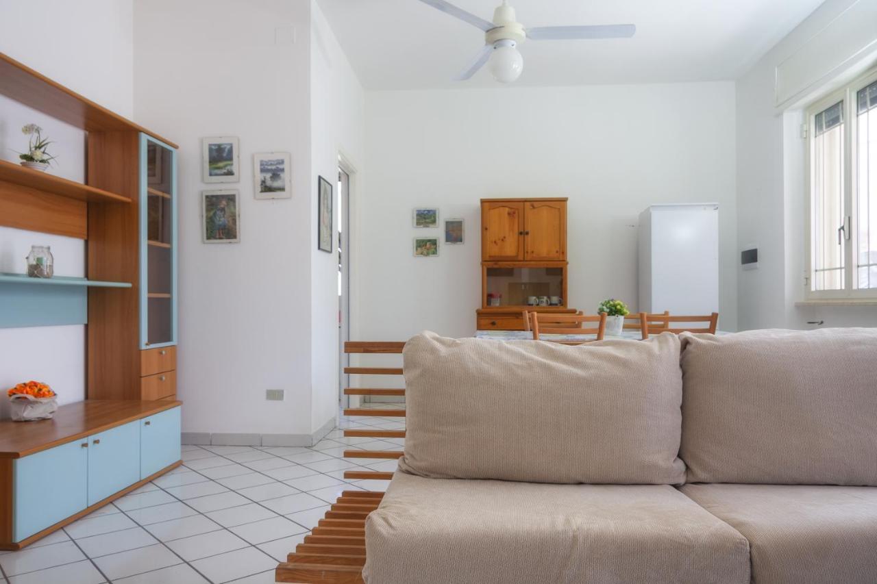 마리나디만카베르사 Casa Riccione 빌라 외부 사진